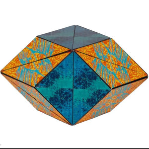 Front view of the CUBENDI-Geometric Origami Puzzle-Twist put into a shape.