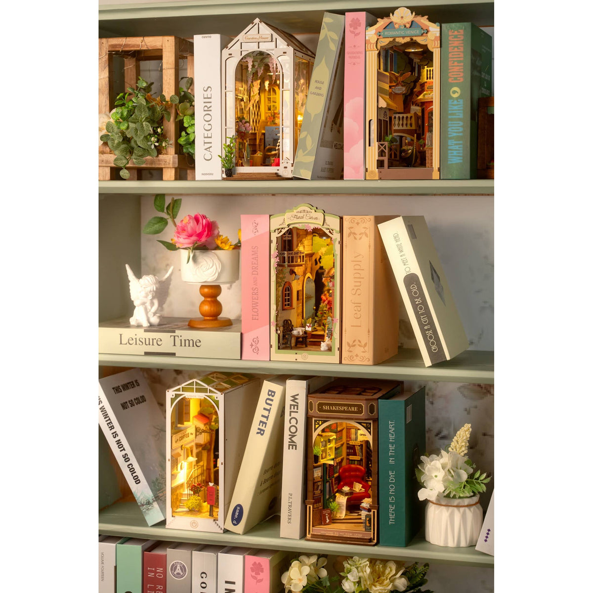 DIY Book Nook Kit: Floral Corner with Dust Cover-Hands Craft-Yellow Springs Toy Company