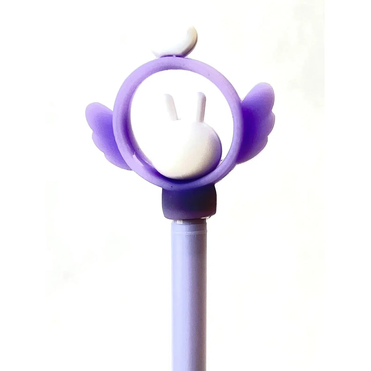 Front view of the lavender pen with white heart Magic Wand Gel Pen.